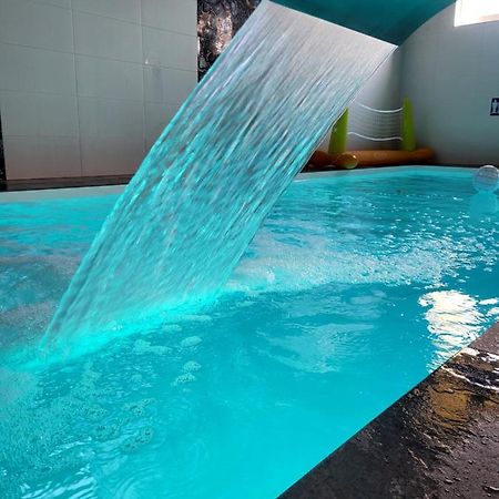 شقة Dom Jastrzebia Z Basenem I Jacuzzi Jastrzębia Góra المظهر الخارجي الصورة