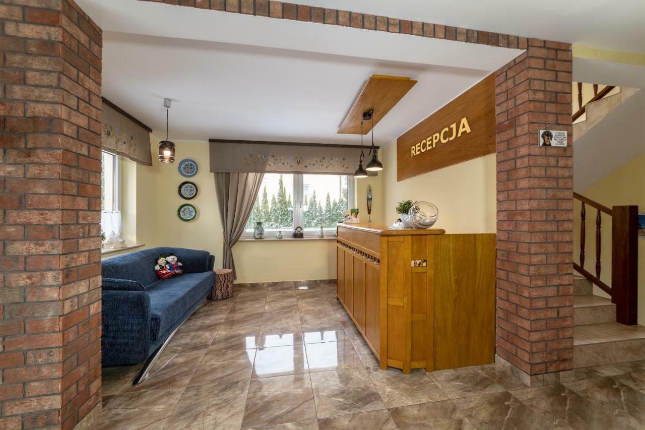 شقة Dom Jastrzebia Z Basenem I Jacuzzi Jastrzębia Góra المظهر الخارجي الصورة
